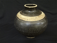 Song Dynasty Pottery Vessel