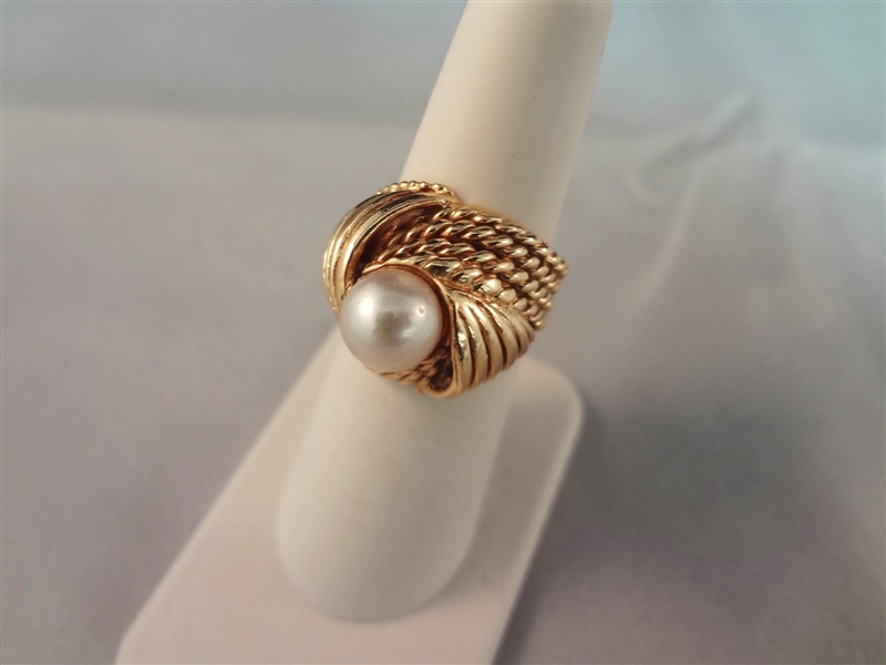 14k Gold Solitaire Pearl Ring