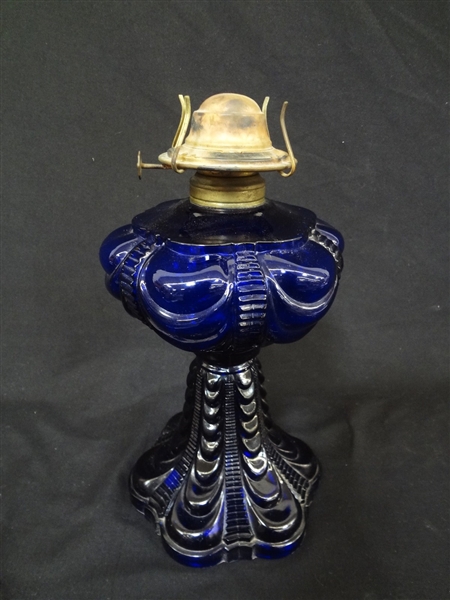 Coolidge Drape Glass Lamp in Cobalt Blue