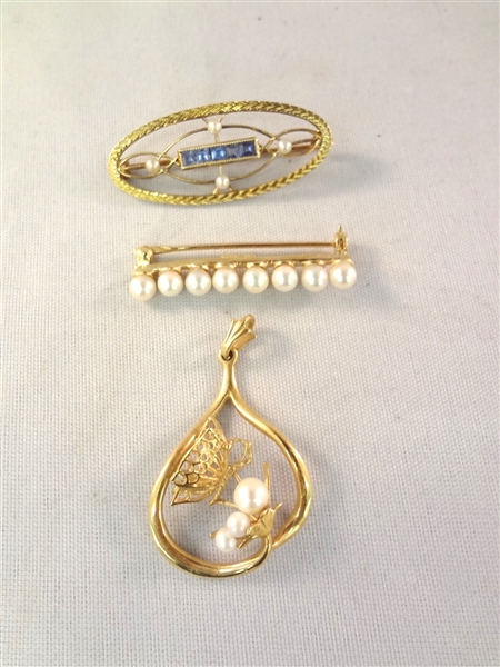14k Gold (2) Brooches and (1) Pendant 7.7 Grams Total Weight