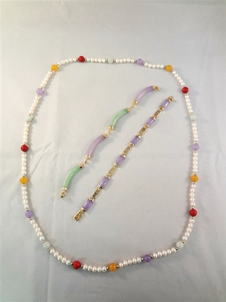 14K Gold and Lavender Jade Jewelry Group: (2) Bracelets, (1) Necklace