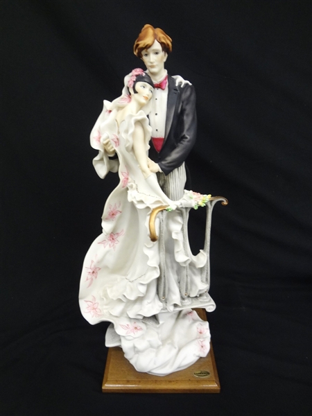 Giuseppe Armani Oversize Figurine: The Bride and Groom 1987