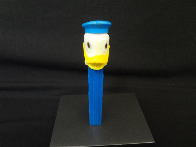 Pez Dispenser Donald Duck No Feet 1976 Made in Hong Kong Patent 3.9