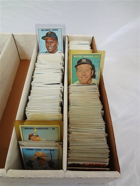 1967 Topps Baseball Near Set: Missing 103 cards. VG Condition: Has Mantle #150, Clemente #400, Robinson #600
