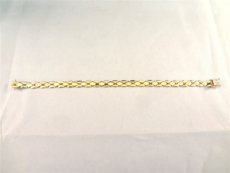 18k Gold Bracelet 7" Long.