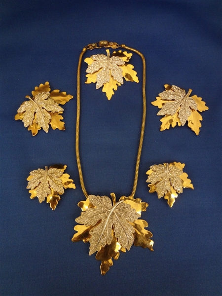 McClelland Barclay Rhinestone Gold tone Jewelry Suite: Necklace, Fur Clip, Brooch