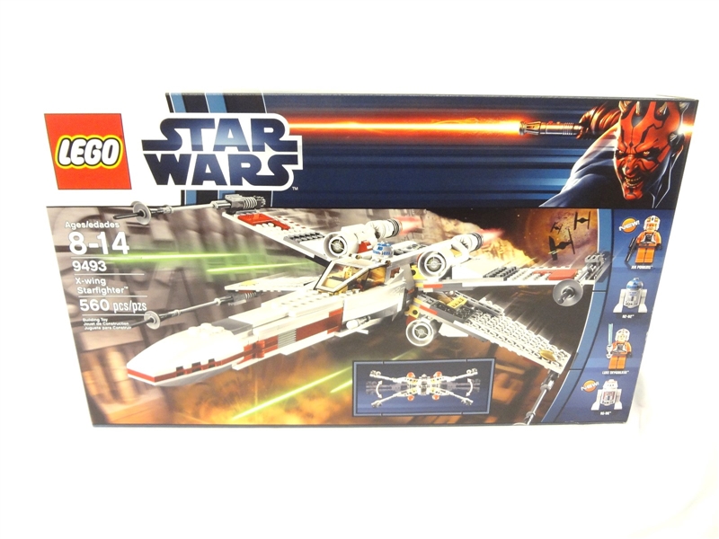 LEGO Collector Set #9493 Star Wars X-Wing Starfighter