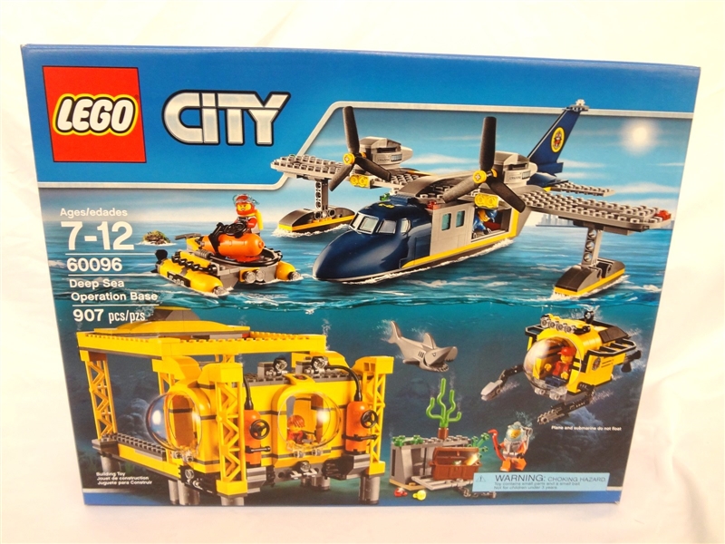 LEGO Collector Set #60096 Deep Sea Operation Base New and Unopened