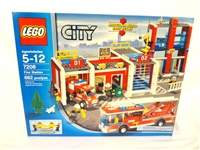 LEGO Collector Set #7208 City Fire Station New and Unopened