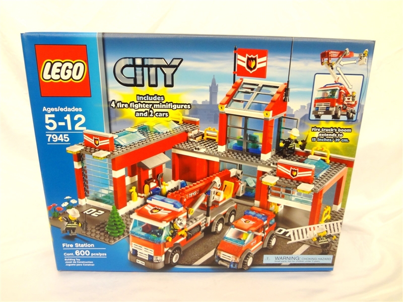 LEGO Collector Set #7945 City Fire Station New and Unopened