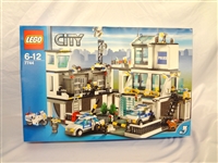 LEGO Collector Set #7744 City Police Station New and Unopened