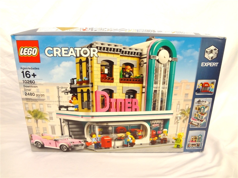 LEGO Collector Set #10260 Creator Downtown Diner New and Unopened