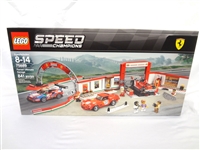 LEGO Collector Set #75889 speed Champions Ferrari Ultimate Garage New and Unopened