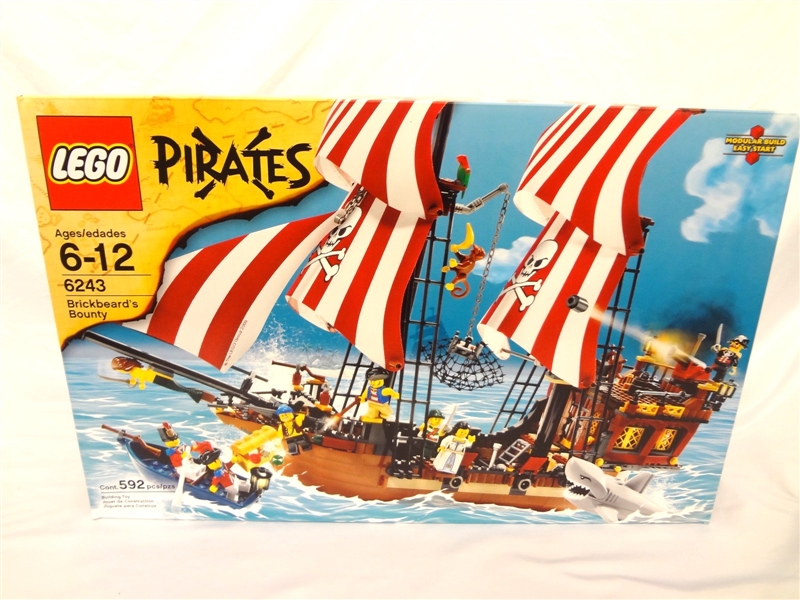 LEGO Collector Set #6243 Pirates of the Caribbean  Blackbeards Bounty New and Unopened