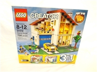 LEGO Collector Set #31012 Creator Family House New and Unopened