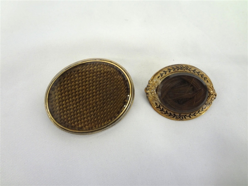 (2) Oval Victorian Mourning Hair Brooches: Gold Content
