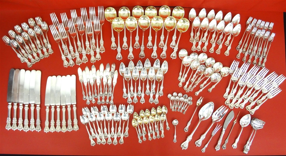 Towle "Old Colonial" Sterling Silver Flatware Set (161) Pieces Including RARE Sardine Tongs