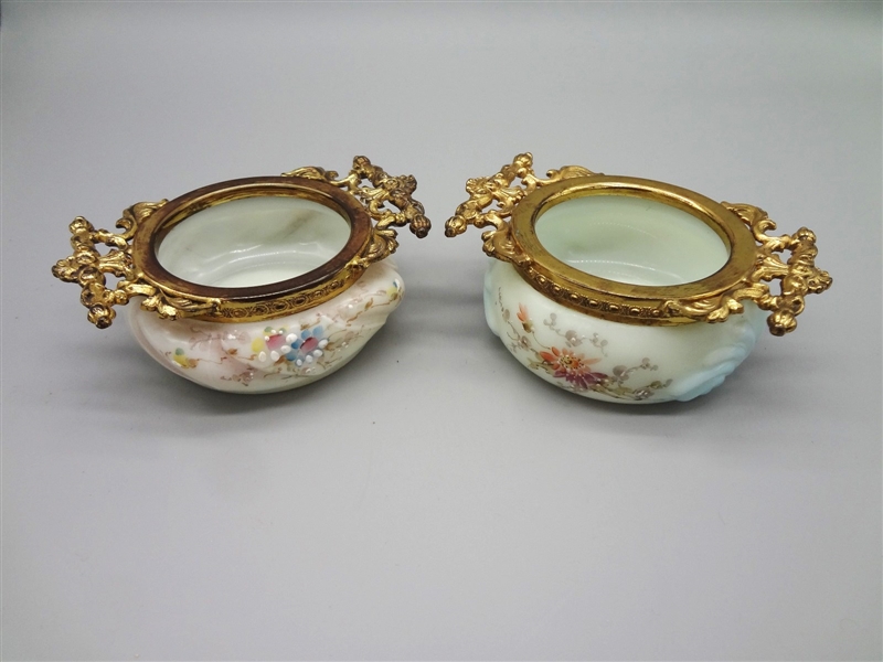 (2) Wavecrest Pin Dishes With Gold Neck