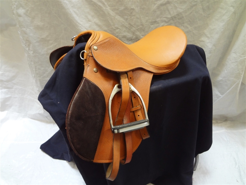 English Leather Saddle 15" Seat in Light Brown