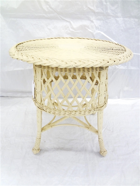 Round Early 20th Century Wicker Table