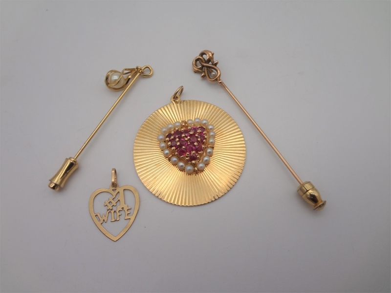 Group of 14k Gold Jewelry: Stick Pins, Pendants