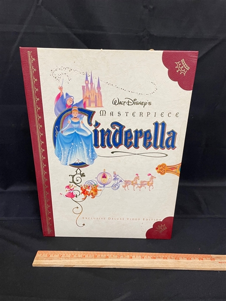 Walt Disney Masterpiece Cinderella Deluxe Limited Edition Video Collection