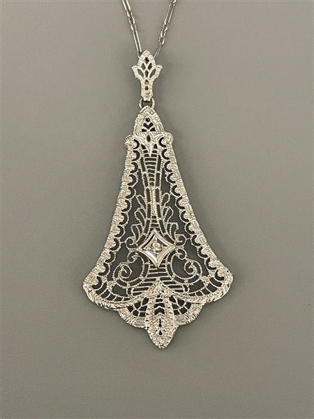 10k White Gold Necklace With Art Deco Filigree Pendant