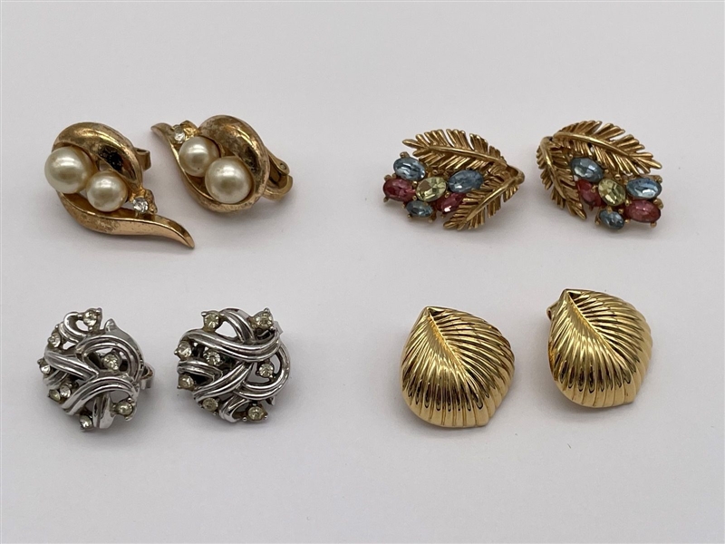 (4) Pairs Crown Trifari Earrings