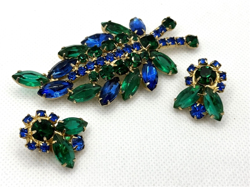 Delizza and Elster Brooch and Earring Set