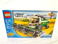 LEGO Collector Set #7636 City Combiine Harvester New and Unopened