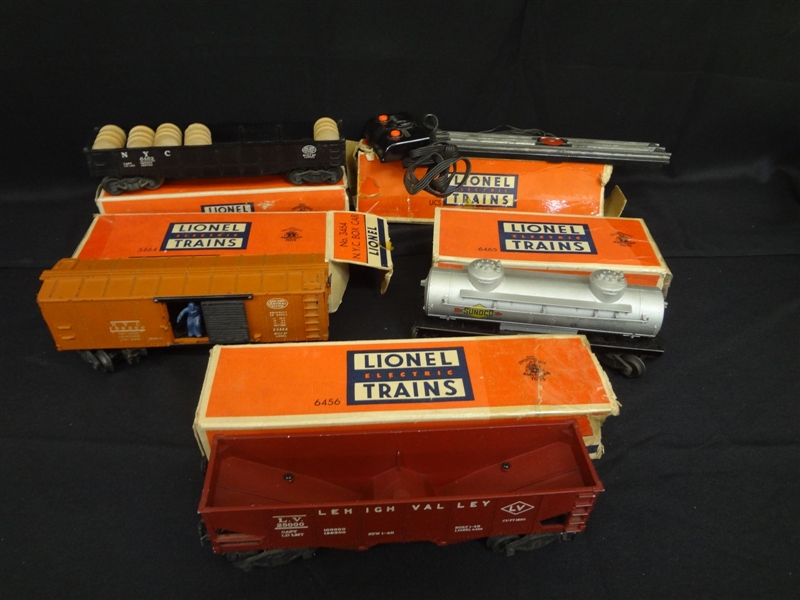 Lionel PostWar O Gauge UCS Remote Control Track and 4 Cars With Boxes
