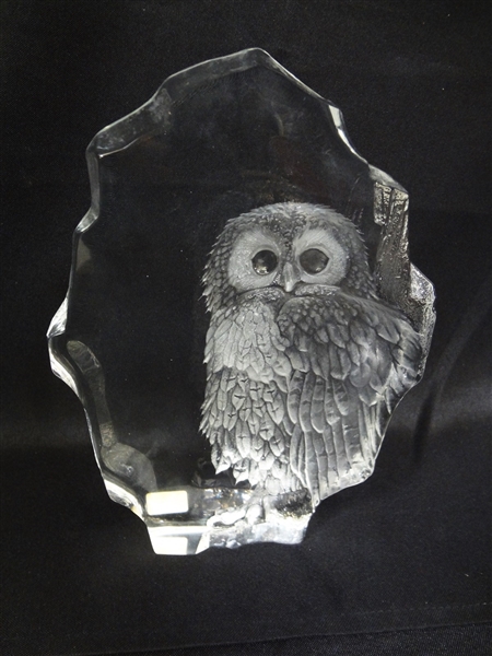 Mats Jonasson Crystal Glass Owl 