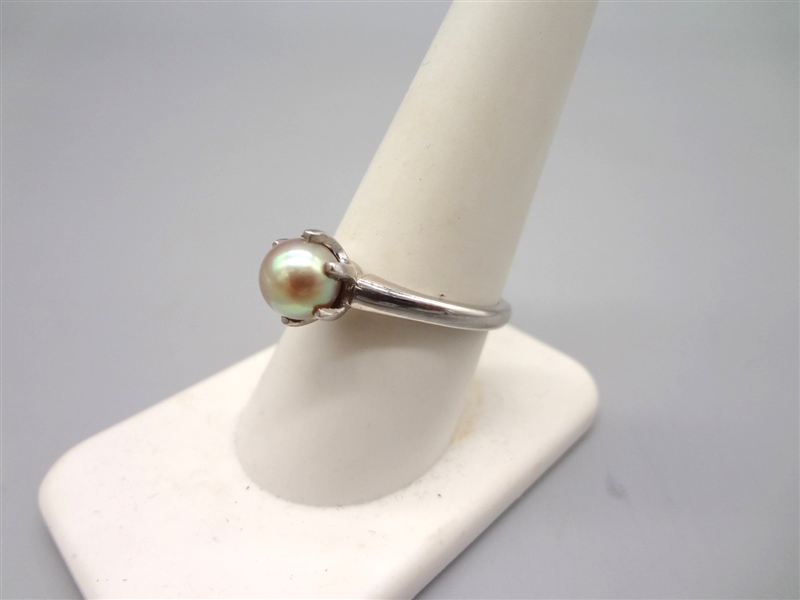 14k White Gold Single Solitaire Pearl Ring