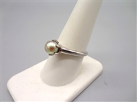 14k White Gold Single Solitaire Pearl Ring