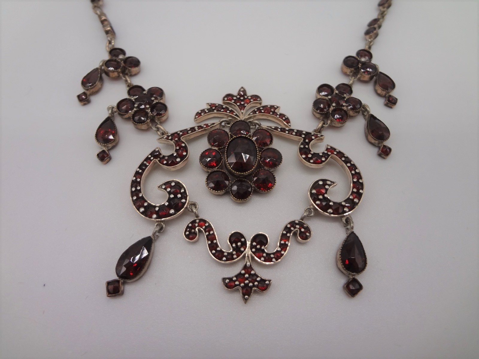 Lot Detail - Bohemian Sterling Silver Garnet Necklace