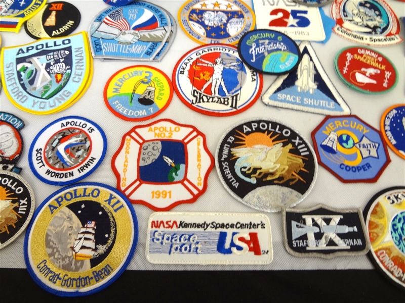 Lot Detail - Over 160 NASA Space Program Patches
