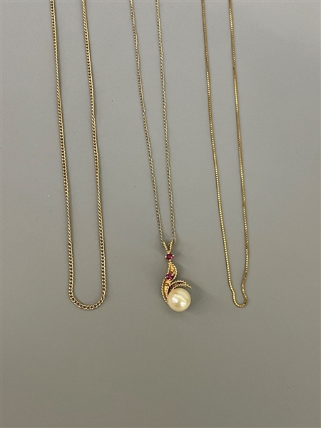 (3) 14k Gold Necklaces With Stones