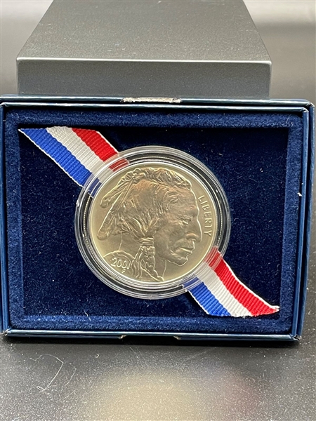 2001-D American Buffalo Commemorative Uncirculated Silver Dollar