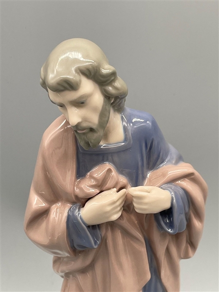 Nau by Lladro Jesus/Joseph Figurine