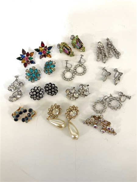 (13) Pairs of Costume Jewelry Earrings