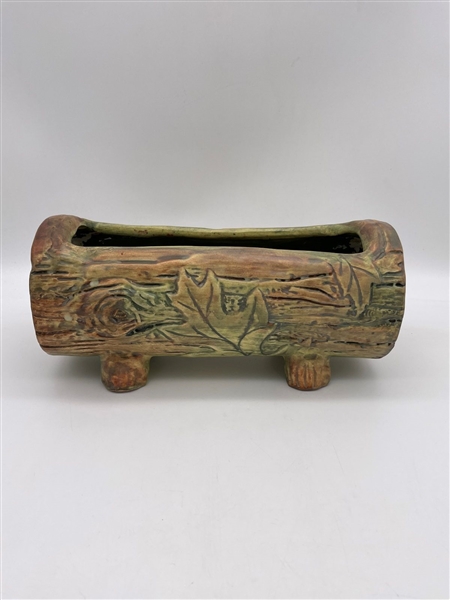Weller Woodcraft Pottery Vessel