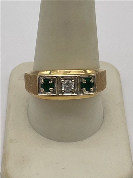 14k Gold Diamond and Emerald Ring 