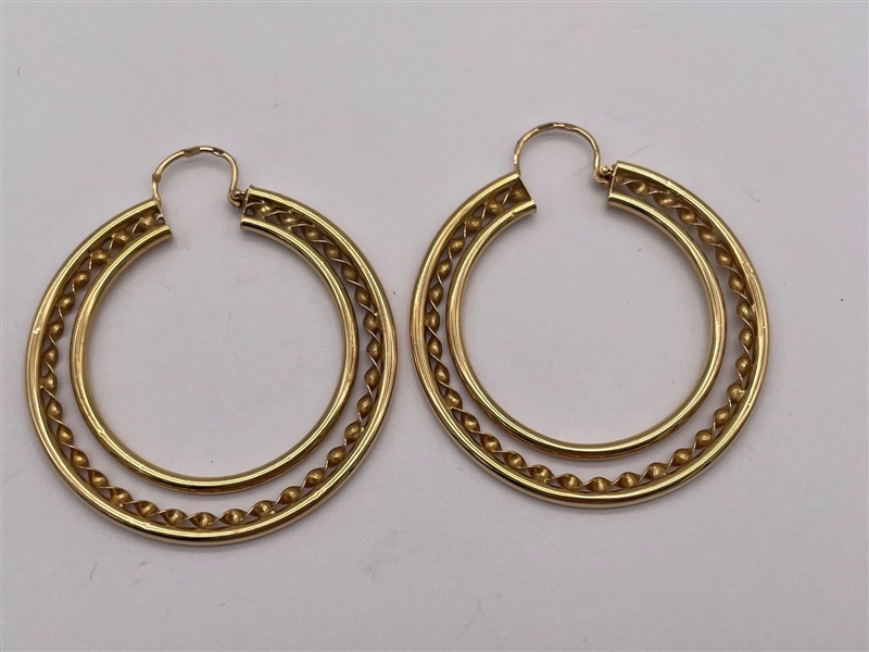 Pair 14k Gold Hoop Earrings