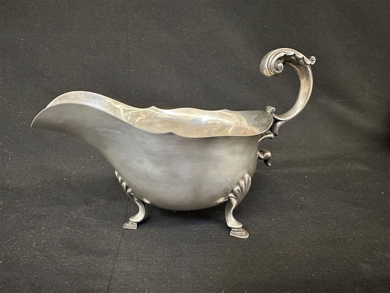 English Sterling Silver Sheffied Gravy Boat By Atkin Brothers 1947