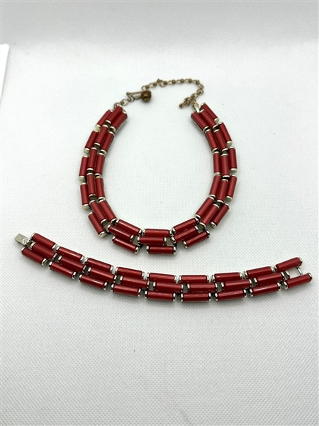 Charel Jewelry Suite Necklace and Bracelet in Red Lucite