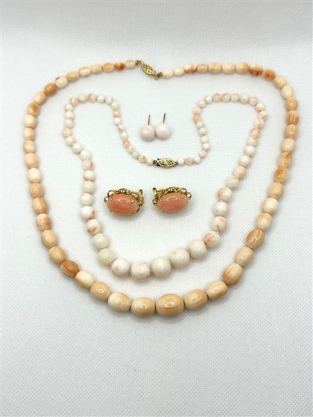 14k Gold and Coral Jewelry Group