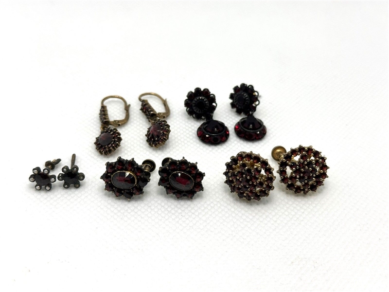 (5) Pairs Garnet Cluster Earrings
