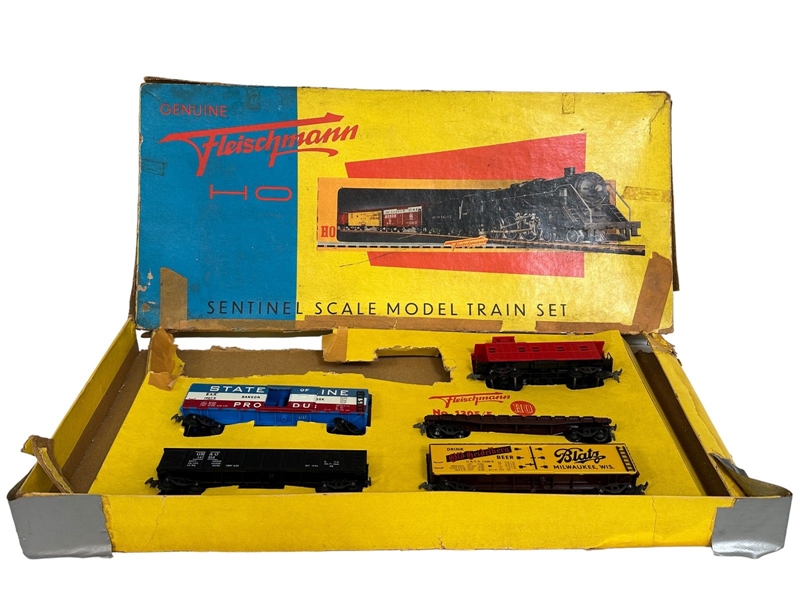 Fleischmann HO Sentinel Scale Model Train Set in Box