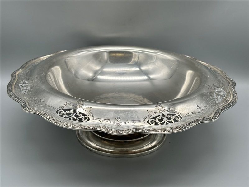 Wallace Sterling Silver Footed Center Console Bowl