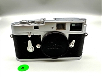 D) Leica M2 Ernst Leitz Wetzlar Germany Rangefinder Camera Body